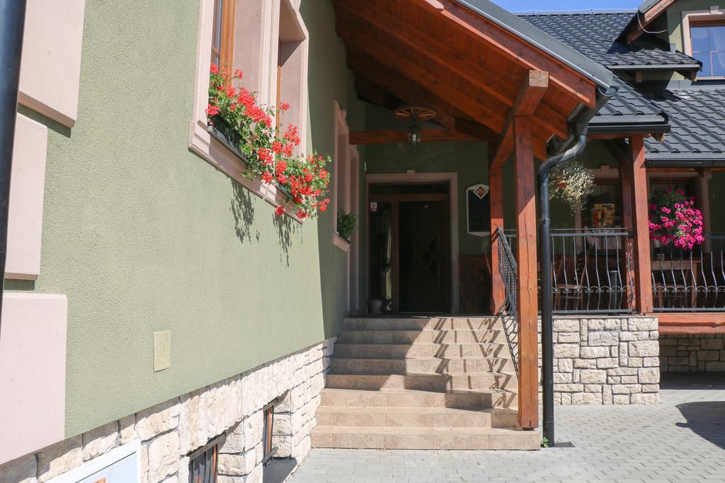 Penzion Rodus Rajec Exterior photo